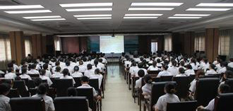 大智通国际空运员工例会