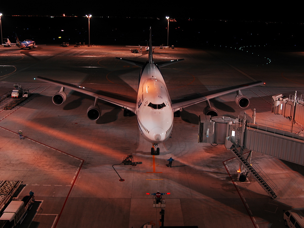 荷兰空运价格，MU空运专线，深圳大智通国际货运